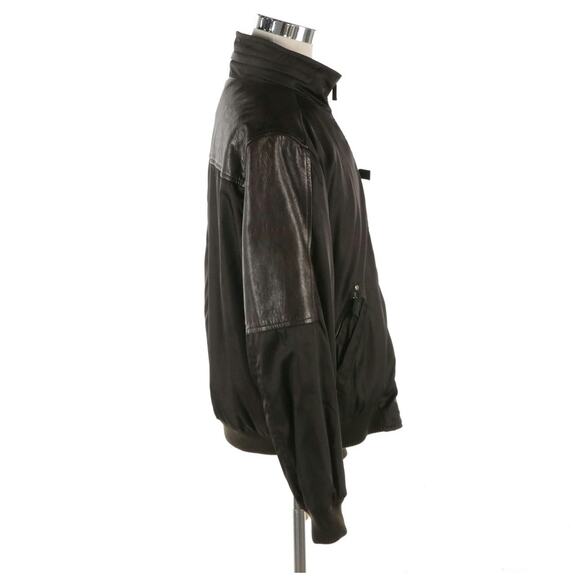 Authenticated Prada Men’s Leather & Nylon Bomber Jacket - Picture 6 of 9